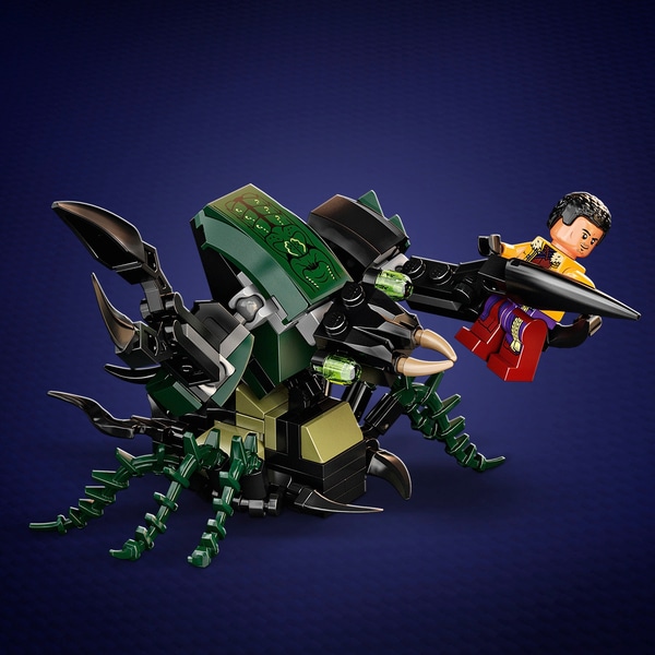LEGO Marvel 76185 Spider Man at the Sanctum Workshop 2