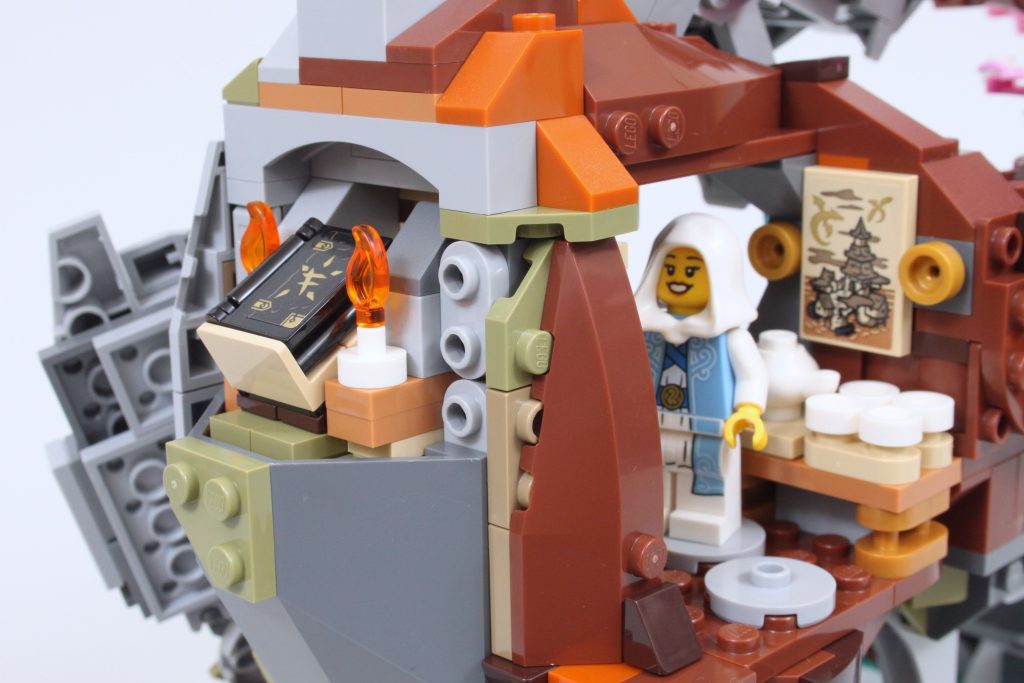 LEGO NINJAGO 71819 dragon stone shrine review 14 min 1024x683