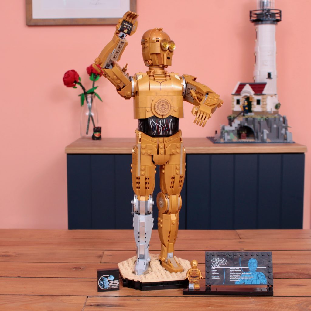 LEGO Star Wars 75398 C 3PO review 3 1024x1024