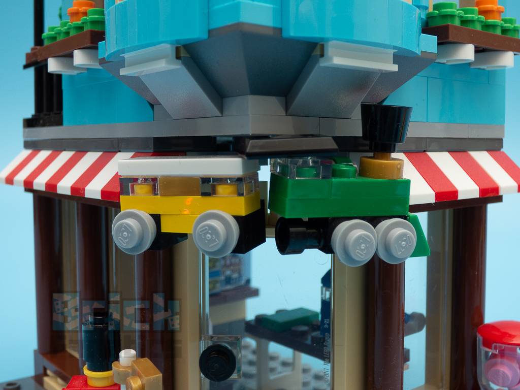 LEGO Creator 31105 Townhouse Toy Store 22