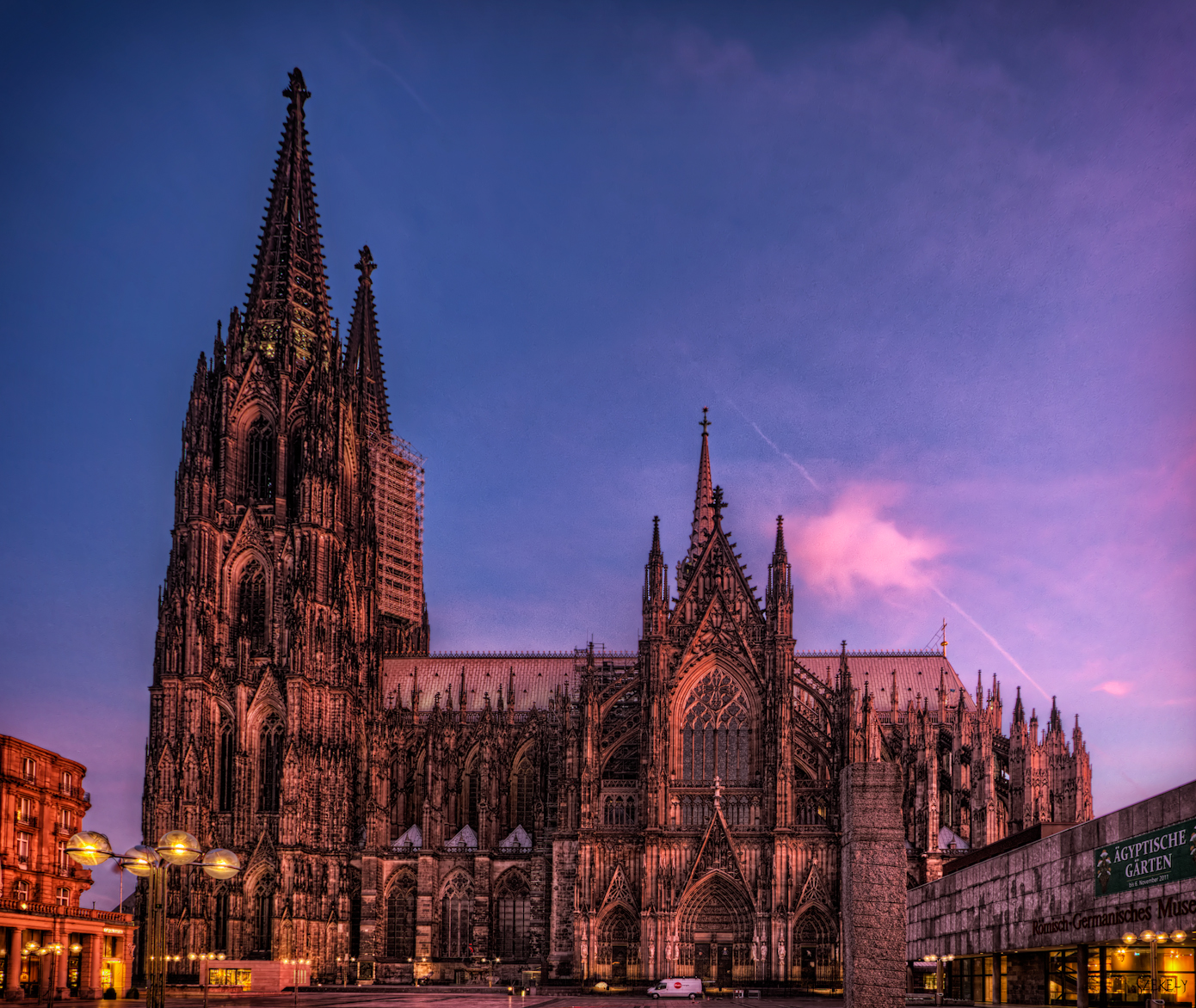 Cologne_Cathedral_(6679344321)